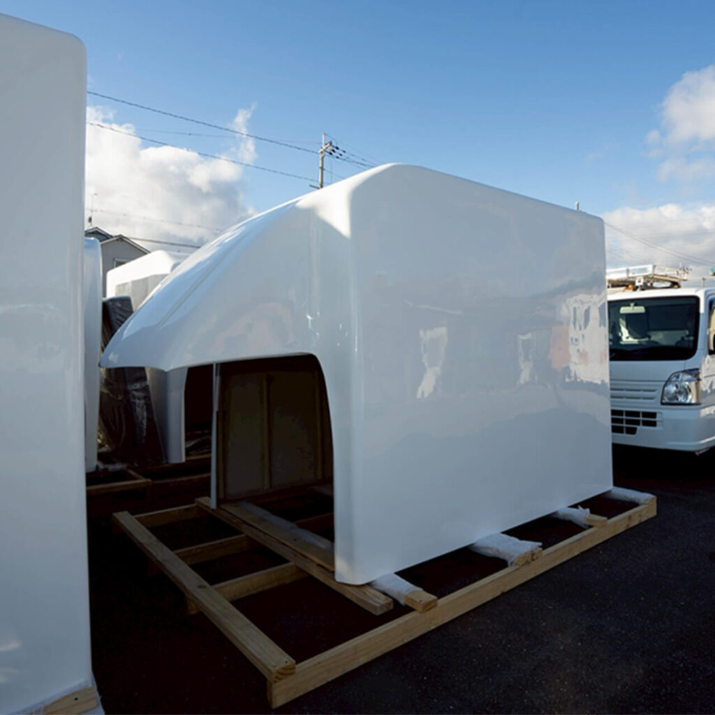 FRP製シェル（トイレユニット）